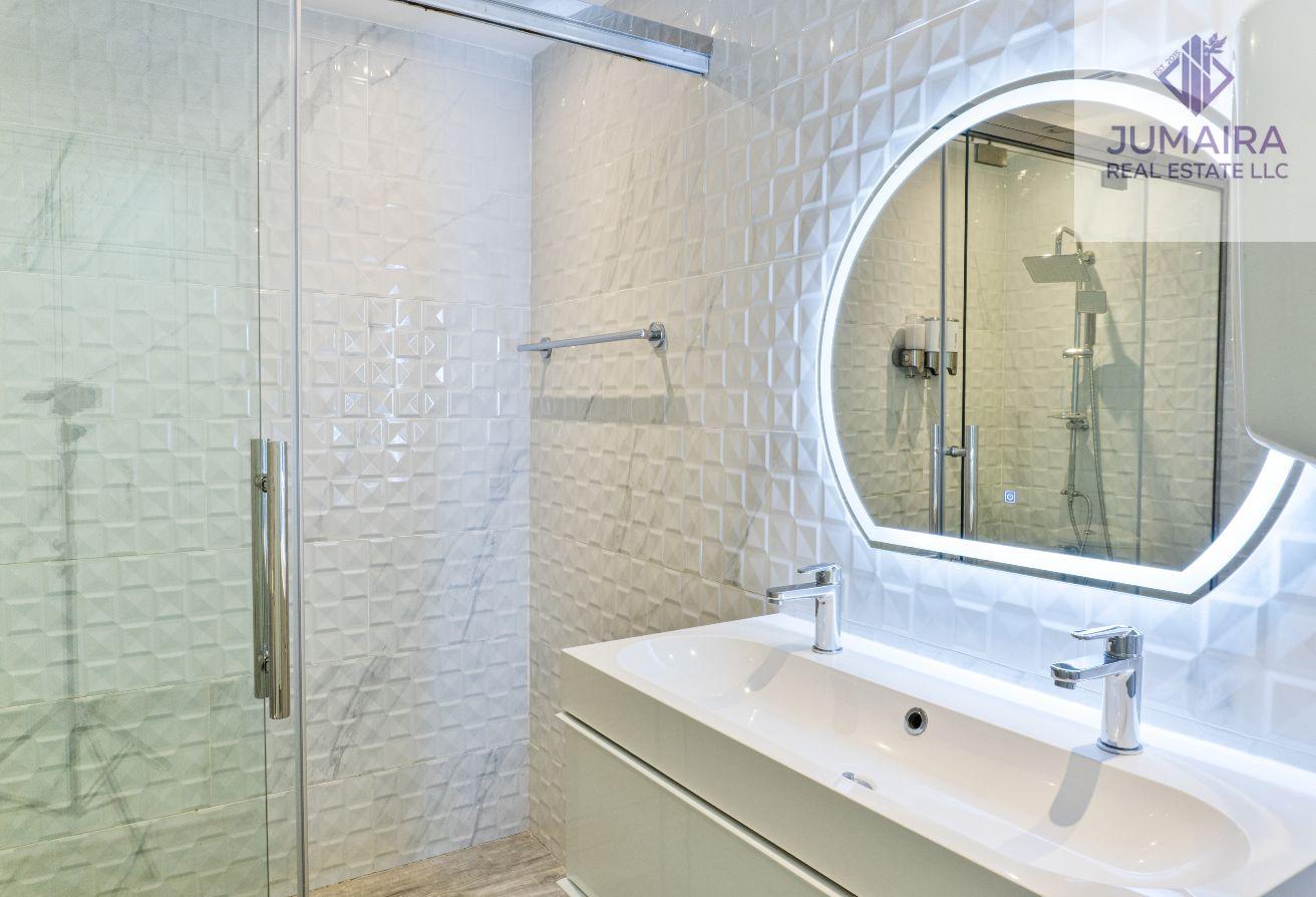 2 Bedroom | Fully Furnished | Full view of water
