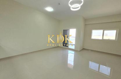 شقة - 2 غرف نوم - 3 حمامات للايجار في بروفايل ريزيدنس - مدينة دبي الرياضية - دبي شقة - 2 غرف نوم - 3 حمامات للايجار في بروفايل ريزيدنس - مدينة دبي الرياضية - دبي