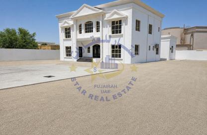 Villa - 7+ Bedrooms - 7+ Bathrooms for rent in Al Faseel - Fujairah