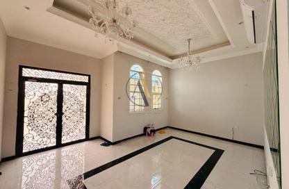 Villa - 5 Bedrooms - 7 Bathrooms for rent in Al Yasmeen 1 - Al Yasmeen - Ajman