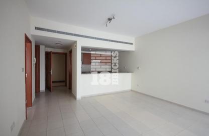 Apartment - 1 Bedroom - 2 Bathrooms for sale in Al Dhafra 3 - Al Dhafra - Greens - Dubai Apartment - 1 Bedroom - 2 Bathrooms for sale in Al Dhafra 3 - Al Dhafra - Greens - Dubai