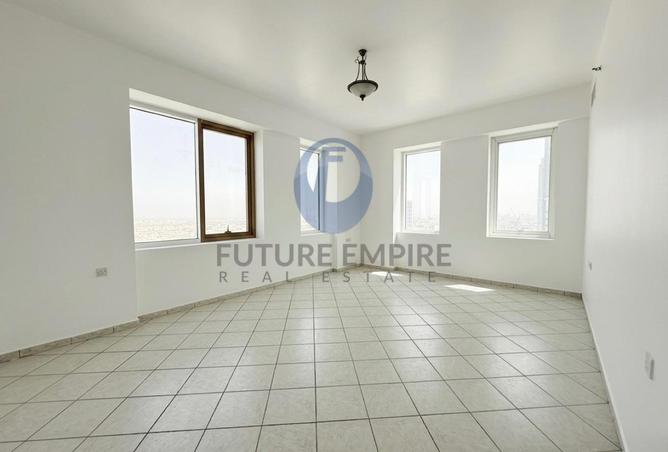 102353655 - Property Image 3