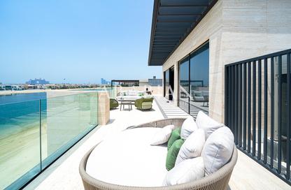 Villa - 5 - 7 for sale in Custom Villas Frond N - Custom Villas - Palm Jumeirah - Dubai