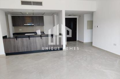 Apartment - 1 Bedroom - 2 Bathrooms for rent in Tower 40 - Al Reef Downtown - Al Reef - Abu Dhabi