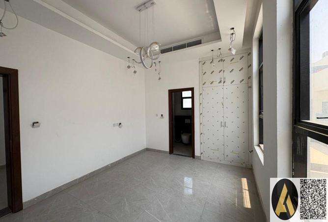 127921333 - Property Image 2