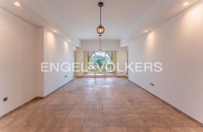 Apartment - 2 Bedrooms - 3 Bathrooms for rent in Marina Residences 4 - Marina Residences - Palm Jumeirah - Dubai Apartment - 2 Bedrooms - 3 Bathrooms for rent in Marina Residences 4 - Marina Residences - Palm Jumeirah - Dubai