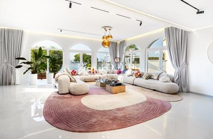 Villa - 5 Bedrooms - 5 Bathrooms for rent in Garden Homes Frond C - Garden Homes - Palm Jumeirah - Dubai Villa - 5 Bedrooms - 5 Bathrooms for rent in Garden Homes Frond C - Garden Homes - Palm Jumeirah - Dubai