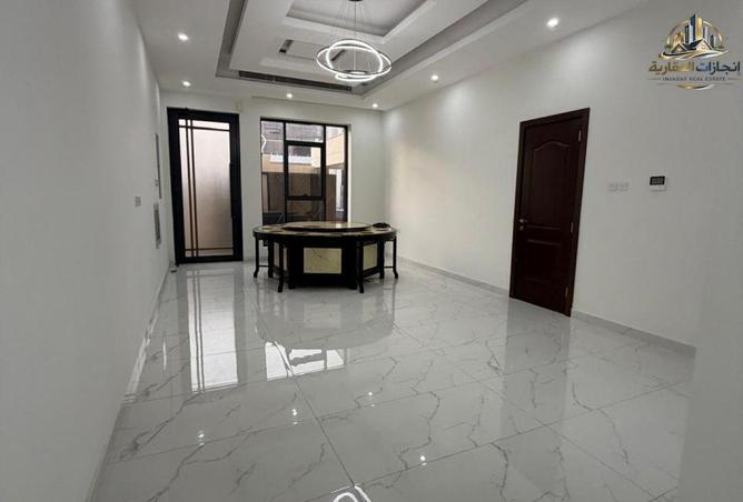 96529572 - Property Image 3