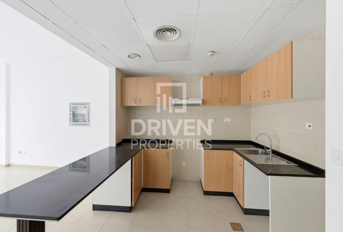 74237458 - Property Main Image