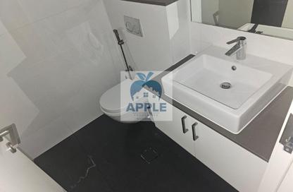 Apartment - Studio - 1 Bathroom for rent in Areej Apartments - Aljada - Sharjah Apartment - Studio - 1 Bathroom for rent in Areej Apartments - Aljada - Sharjah