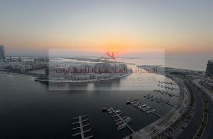 Apartment - 3 - 3 for rent in Beach Tower 1 - Al Khan Lagoon - Al Khan - Sharjah