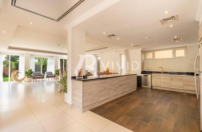 Villa - 5 Bedrooms - 6 Bathrooms for sale in Sienna Views - Jumeirah Golf Estates - Dubai