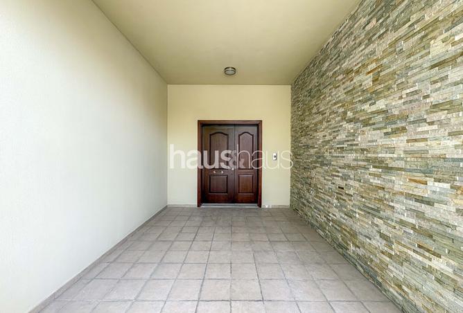 119480018 - Property Image 2