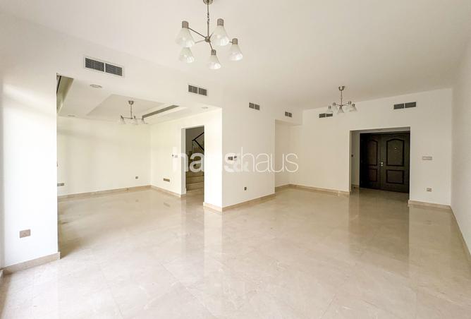 119480018 - Property Image 3