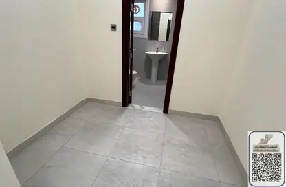 Apartment - 4 Bedrooms - 6 Bathrooms for rent in Al Yasmeen 1 - Al Yasmeen - Ajman