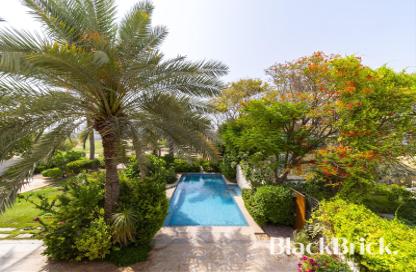 Villa - 5 Bedrooms - 6 Bathrooms for rent in Esmeralda - Victory Heights - Dubai Sports City - Dubai