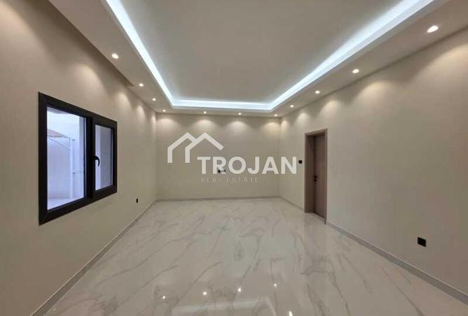 79435923 - Property Image 3