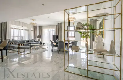 Apartment - 4 Bedrooms - 3 Bathrooms for sale in Lamtara 2 - Madinat Jumeirah Living - Umm Suqeim - Dubai