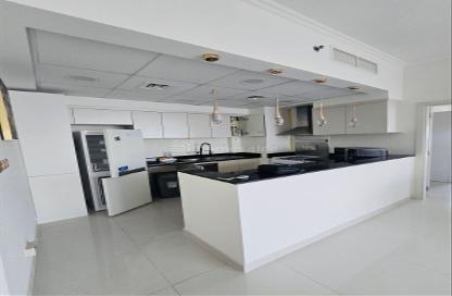 Apartment - 1 Bedroom - 2 Bathrooms for sale in Carson B - Carson - Damac Hills - Dubai