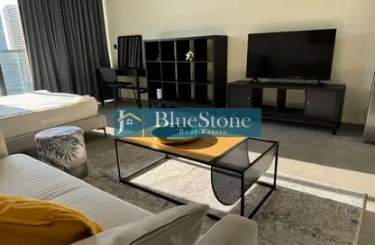 شقة - 1 حمام للايجار في في2 - مدينة دبي الرياضية - دبي