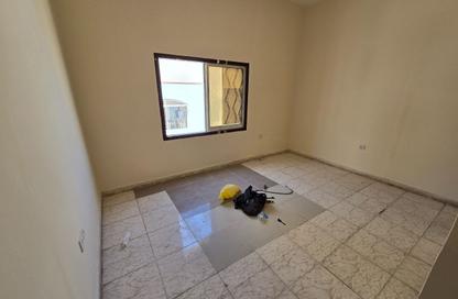 Apartment - 1 - 1 for rent in Fire Station Road - Muwaileh - Sharjah