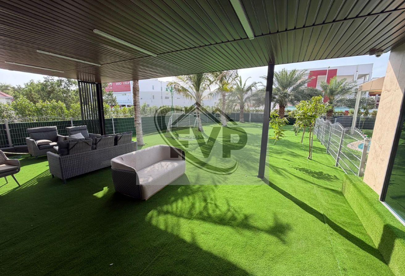Luxury 5BHK+Maids |Private Pool | Fully Furnished photo 21