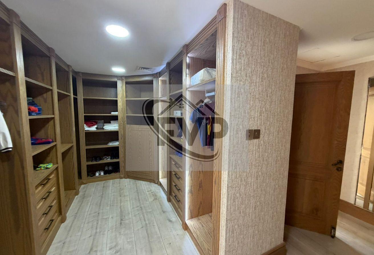 Luxury 5BHK+Maids |Private Pool | Fully Furnished photo 22