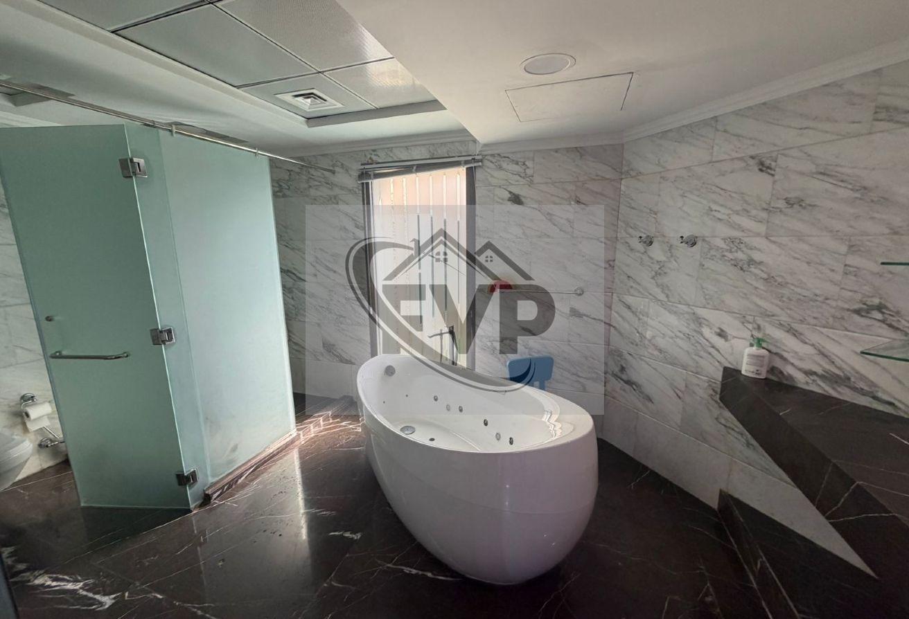 Luxury 5BHK+Maids |Private Pool | Fully Furnished photo 24