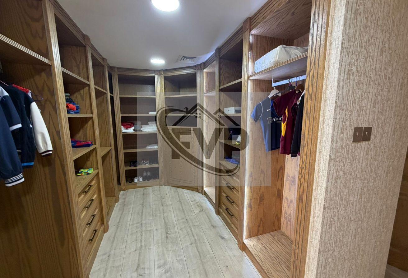 Luxury 5BHK+Maids |Private Pool | Fully Furnished photo 29