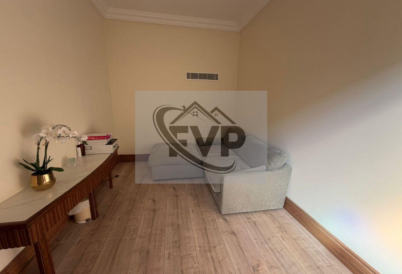 Luxury 5BHK+Maids |Private Pool | Fully Furnished photo 13
