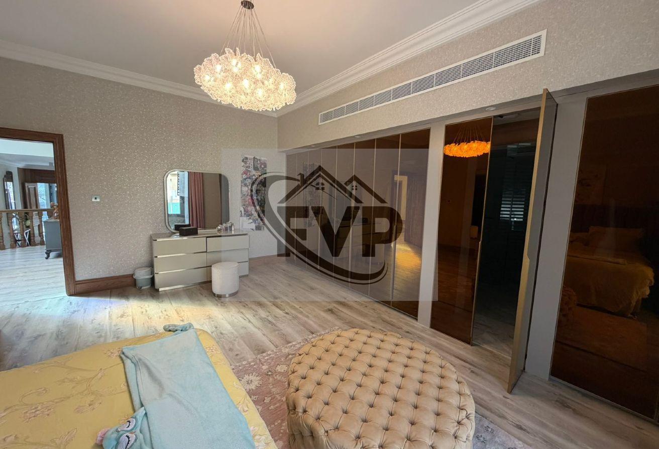 Luxury 5BHK+Maids |Private Pool | Fully Furnished photo 14
