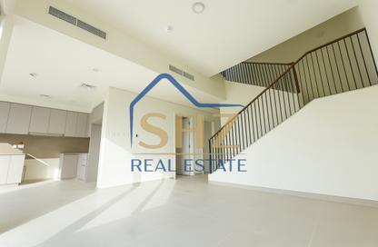Townhouse - 4 - 4 for rent in Greenviews 2 - Emaar South - Dubai South (Dubai World Central) - Dubai Townhouse - 4 - 4 for rent in Greenviews 2 - Emaar South - Dubai South (Dubai World Central) - Dubai