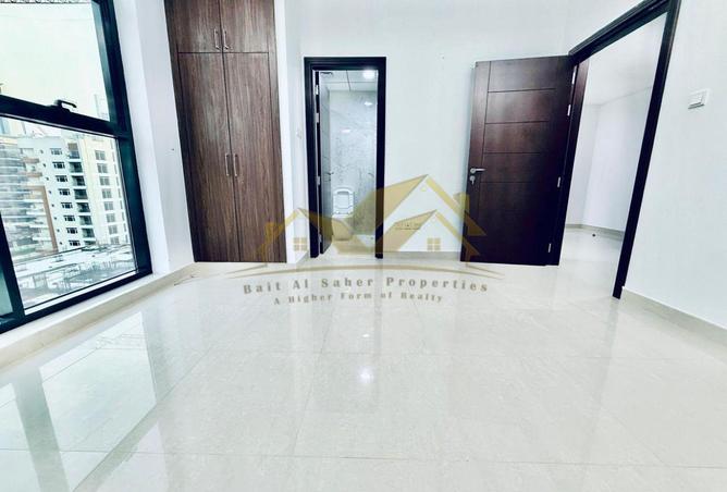 2OmOX07oAa0 - Property Image 2