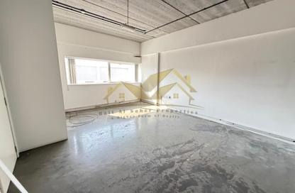 Warehouse - Studio - 1 Bathroom for rent in Al Quoz Industrial Area 1 - Al Quoz Industrial Area - Al Quoz - Dubai