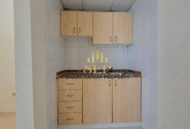 76568379 - Property Image 3