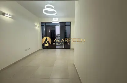 Apartment - 1 Bedroom - 2 Bathrooms for rent in Central Park Tower - District 12 - Jumeirah Village Circle - Dubai