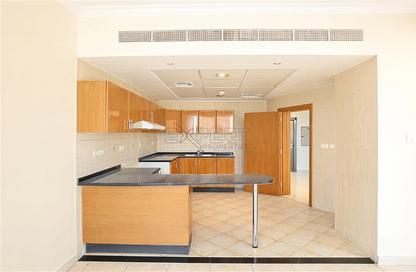 Apartment - 3 Bedrooms - 3 Bathrooms for rent in Emerald Residence - Dubai Marina - Dubai Apartment - 3 Bedrooms - 3 Bathrooms for rent in Emerald Residence - Dubai Marina - Dubai