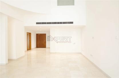 Apartment - 3 Bedrooms - 3 Bathrooms for rent in Emerald Residence - Dubai Marina - Dubai
