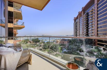 Apartment - 1 Bedroom - 2 Bathrooms for sale in Emerald - Tiara Residences - Palm Jumeirah - Dubai