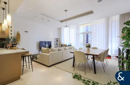 Apartment - 1 Bedroom - 2 Bathrooms for sale in Emerald - Tiara Residences - Palm Jumeirah - Dubai