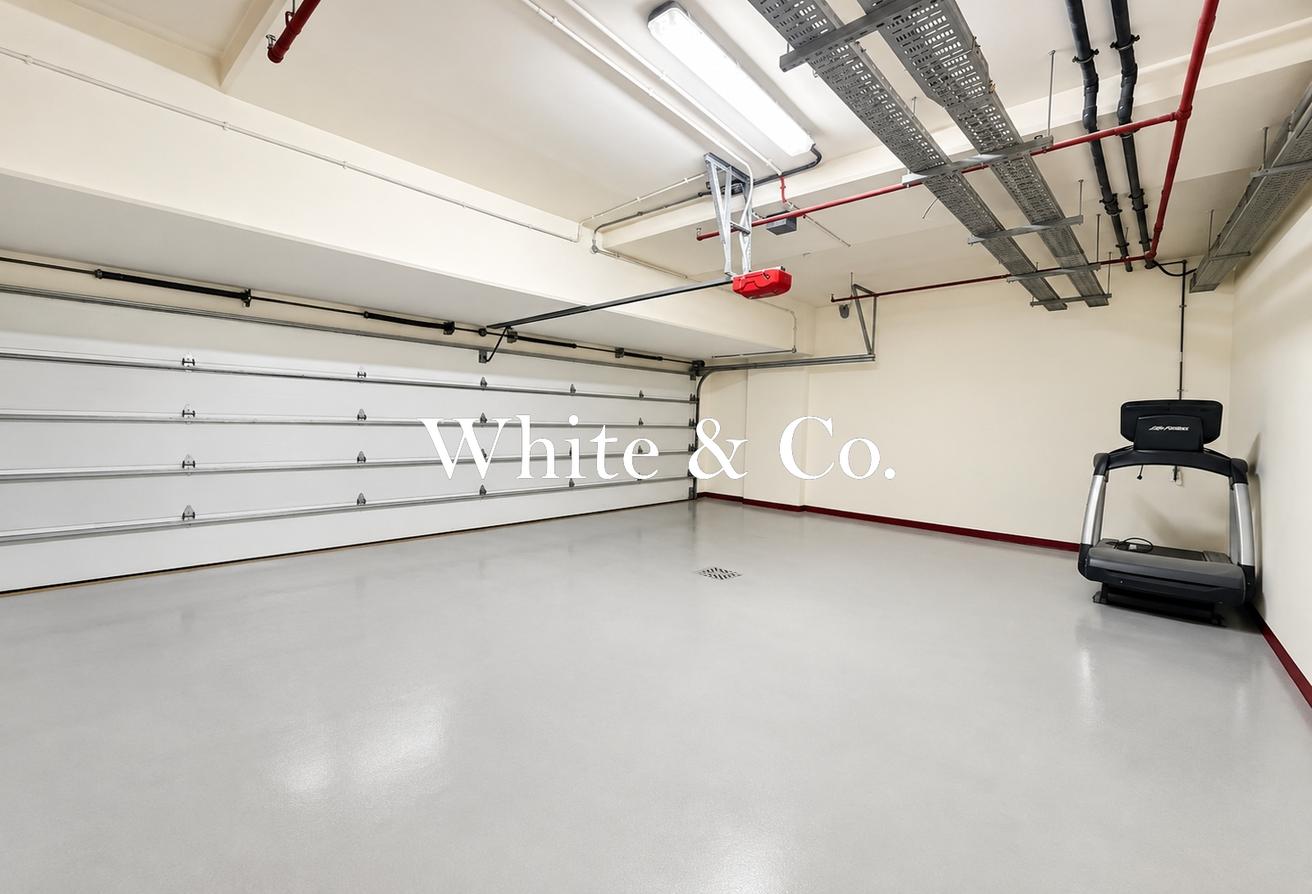 Upgraded | 2 Bed Duplex | Full Burj Views photo 19