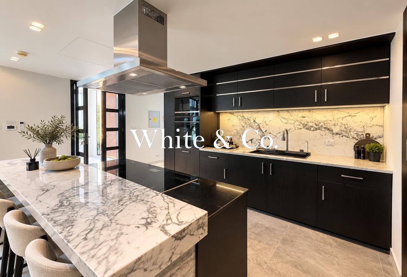 Upgraded | 2 Bed Duplex | Full Burj Views photo 15