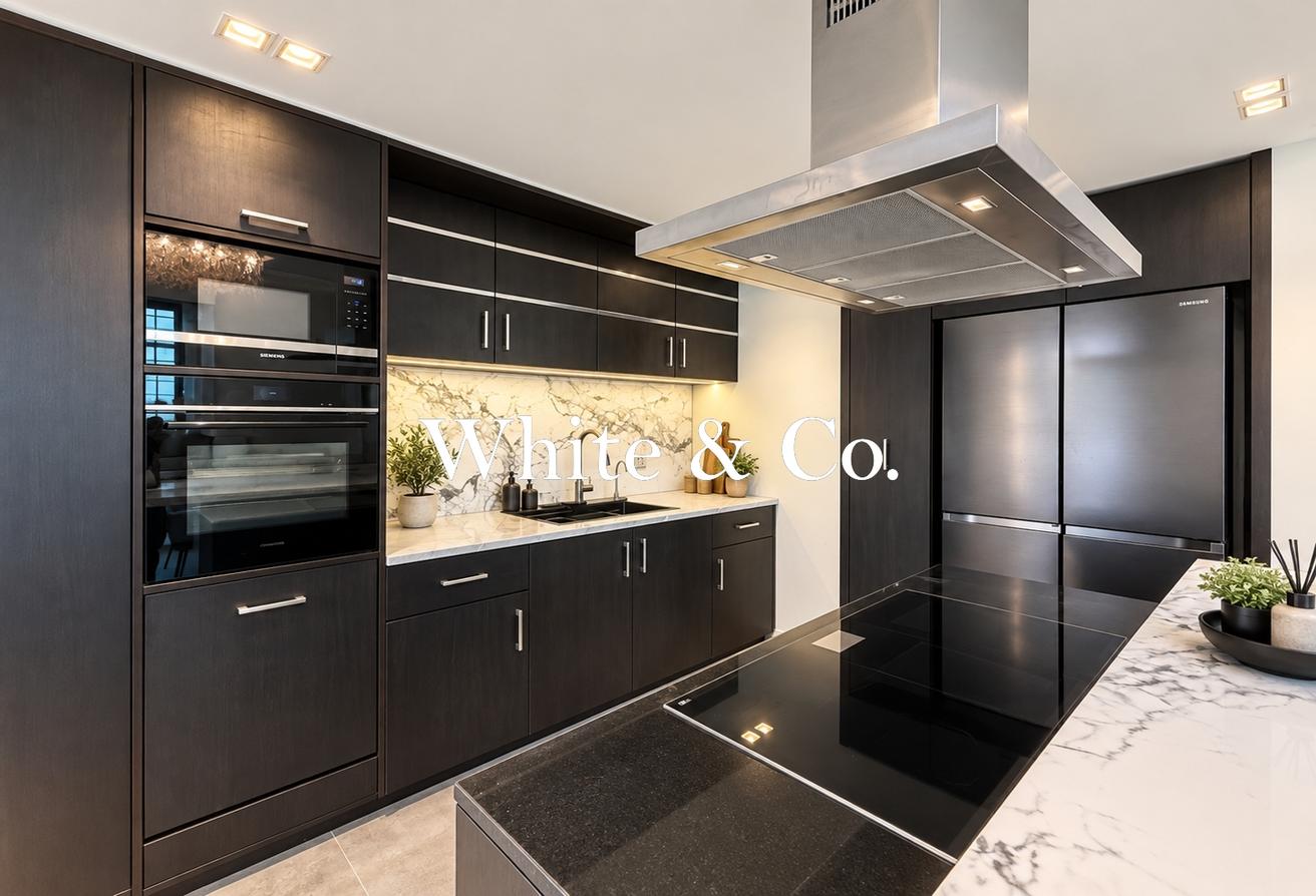 Upgraded | 2 Bed Duplex | Full Burj Views photo 7