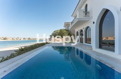 Villa - 5 Bedrooms - 6 Bathrooms for rent in Garden Homes Frond C - Garden Homes - Palm Jumeirah - Dubai