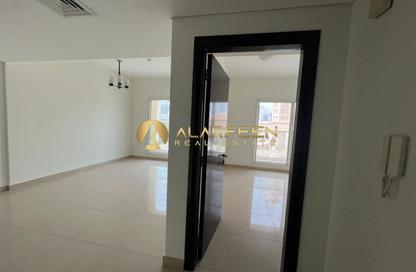 Apartment - 1 - 2 for rent in Royal JVC Building - District 10 - Jumeirah Village Circle - Dubai