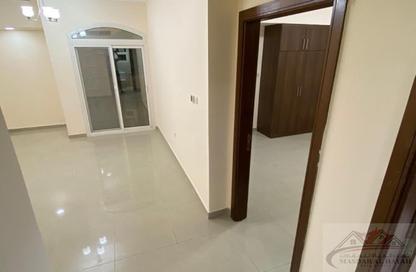 Apartment - 1 Bedroom - 2 Bathrooms for rent in Muwaileh 29 Building - Muwaileh - Sharjah
