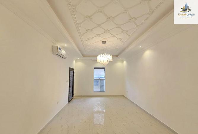 66700218 - Property Image 2