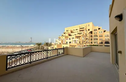 شقة - غرفة نوم - 2 حمامات للايجار في باب البحر - جزيرة المرجان - رأس الخيمة