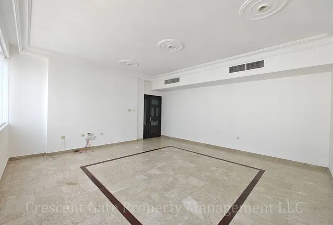 154180666 - Property Image 3
