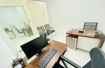 Office Space - Studio - 1 Bathroom for rent in Red Avenue - Al Garhoud - Dubai
